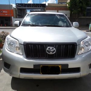 Rejilla frontal Toyota Land Cruiser TX / TXL Mod 2009 - 2014
