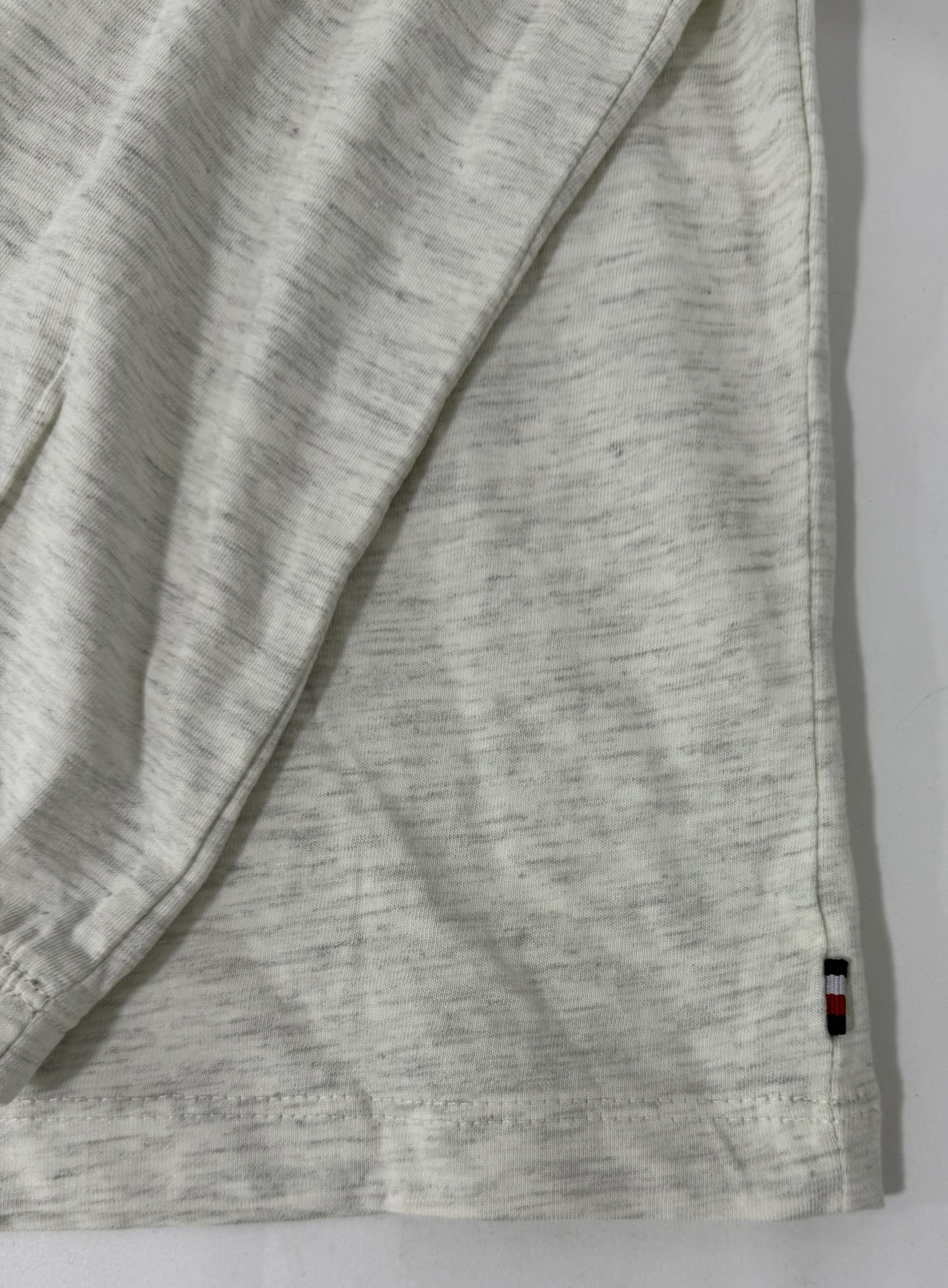 Camiseta Busito Tommy Hilfiger Para Niños Talla L 12-14 Años - Imagen 3